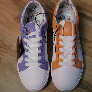 Women's Winnie the pooh Themed Shoes